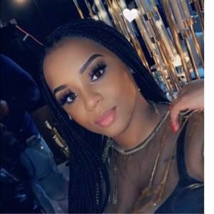 Meet your Posher, Asya